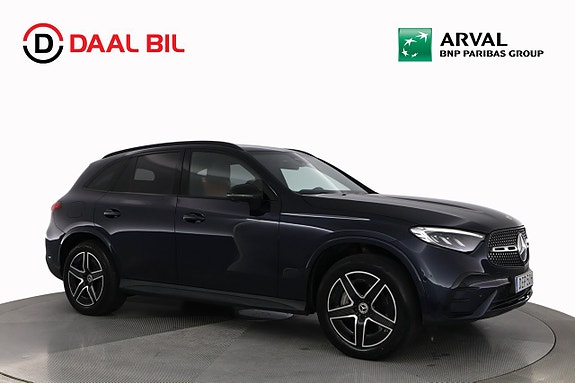 Mercedes-Benz GLC300 e 4 of 5