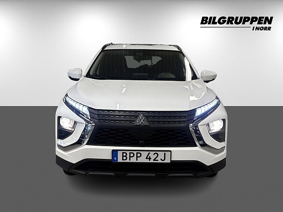 Mitsubishi Eclipse Cross 2 of 17