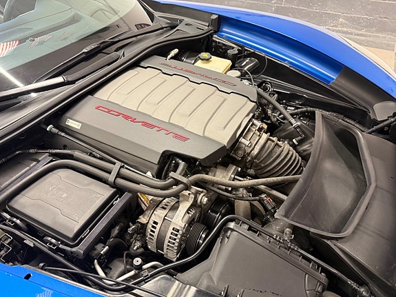 Chevrolet Corvette 21 of 30