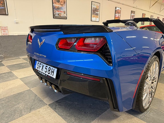 Chevrolet Corvette 16 of 30
