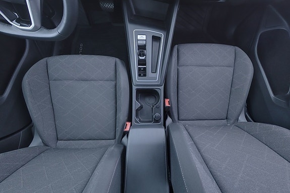 Volkswagen Golf I 9 of 18