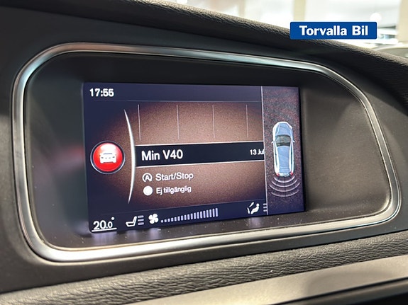 Volvo V40 Cross Country 12 of 16