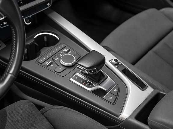 Audi A4 13 of 20