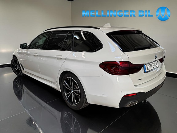 BMW 520 4 of 5