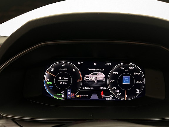 Cupra Formentor e-HYBRID 14 of 30