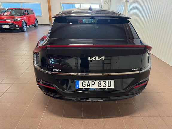 Kia EV6 5 of 5