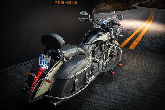 Victory Cross Roads ''Limited edition nr 328'' 5 of 15