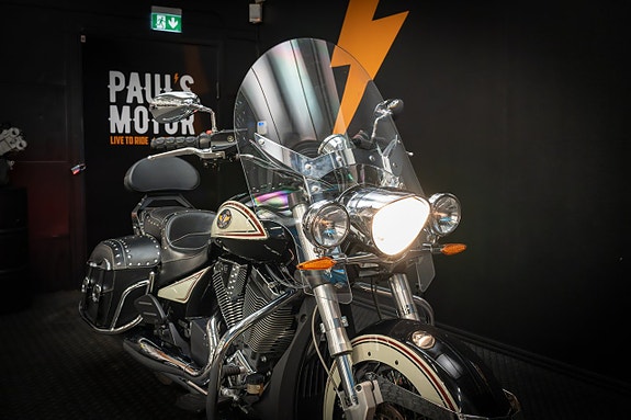 Victory Cross Roads ''Limited edition nr 328'' 3 of 15