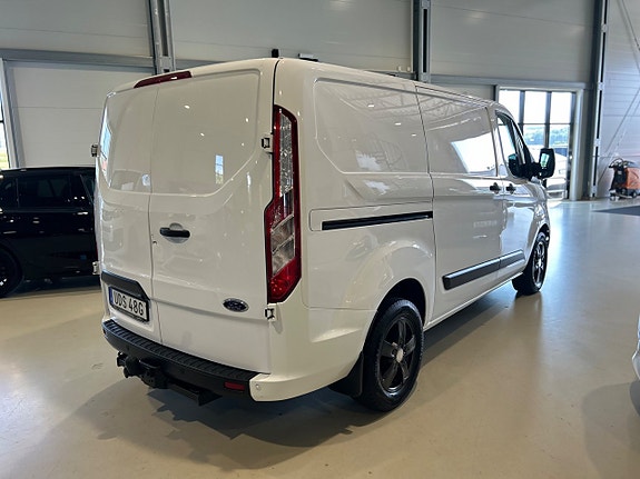 Ford Transit Custom 3 of 12