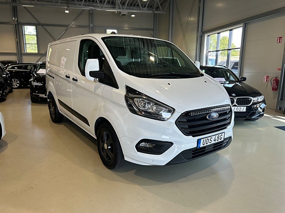 Ford Transit Custom 2 of 12