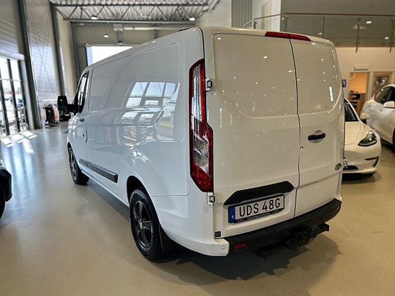 Ford Transit Custom 4 of 12