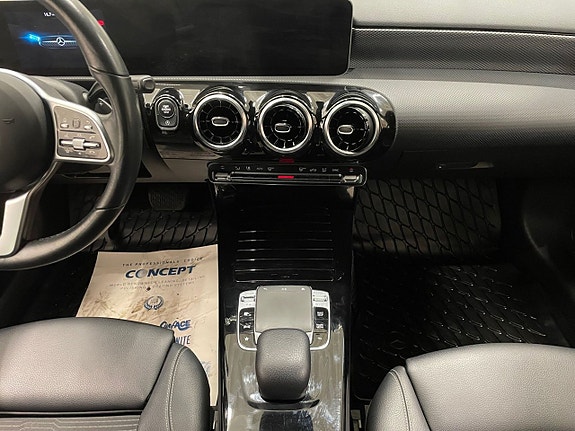 Mercedes-Benz A180 11 of 23