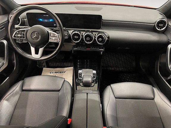 Mercedes-Benz A180 10 of 23