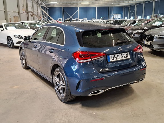Mercedes-Benz A250 e 5 of 5