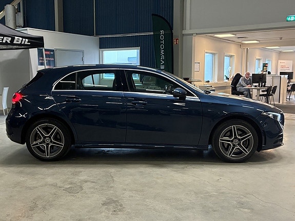 Mercedes-Benz A250 e 3 of 19