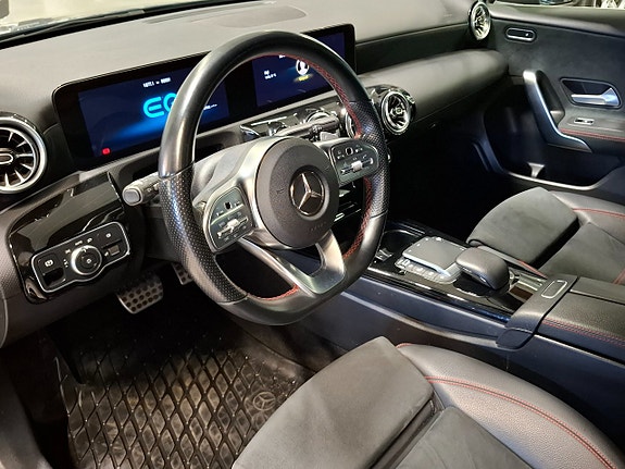 Mercedes-Benz A250 e 11 of 30