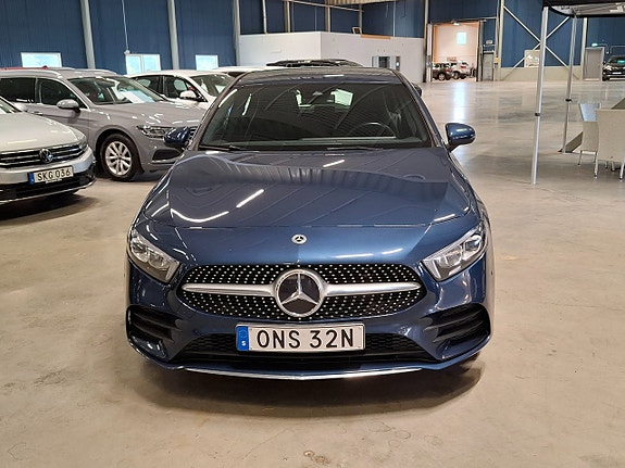 Mercedes-Benz A250 e 6 of 30