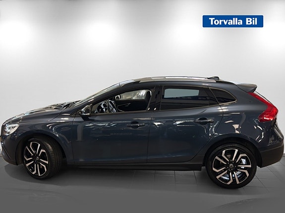 Volvo V40 Cross Country 4 of 5