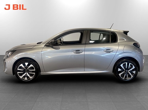Peugeot 208 13 of 15