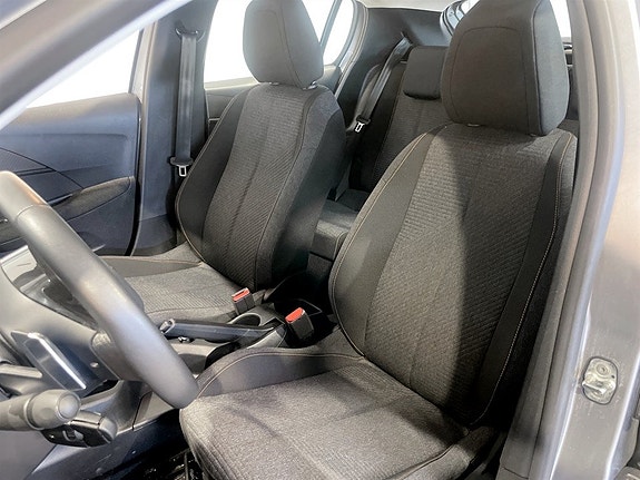Peugeot 208 5 of 5