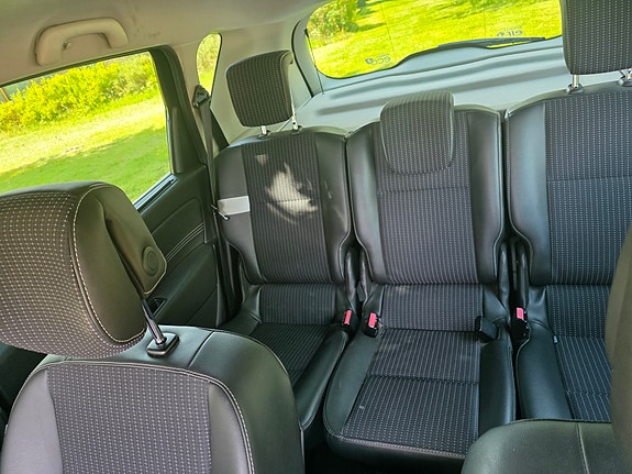 Renault Scenic III 12 of 13