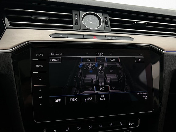 Volkswagen Passat 22 of 29