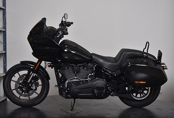 Harley-Davidson LOW RIDER ST / SE SLIPON / SADDLEMEN SADEL / FRAMFLYTT / SISSYBAR 4 of 18