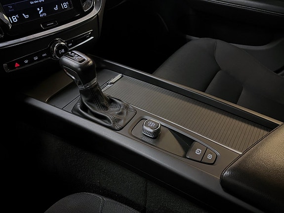 Volvo V60 Cross Country 22 of 27