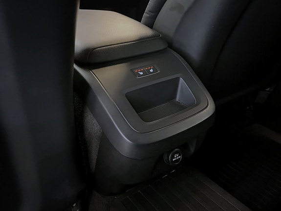 Volvo V60 Cross Country 24 of 27