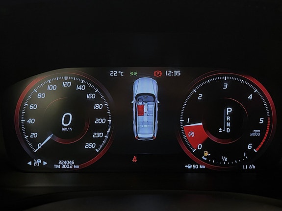 Volvo V60 Cross Country 15 of 27