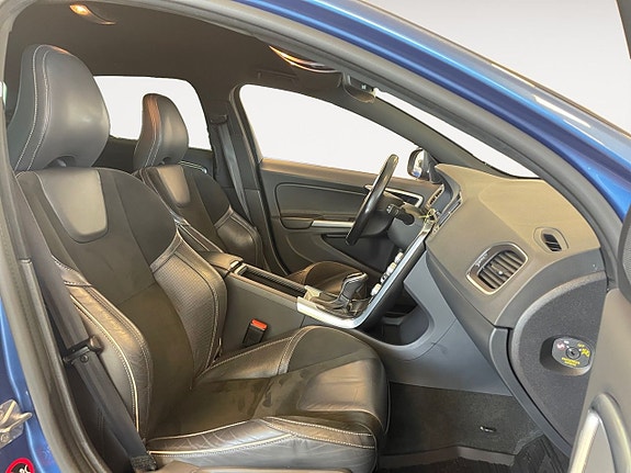 Volvo V60 15 of 24