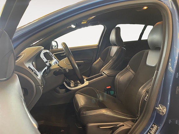 Volvo V60 9 of 24