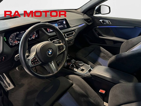 BMW M135i 9 of 28