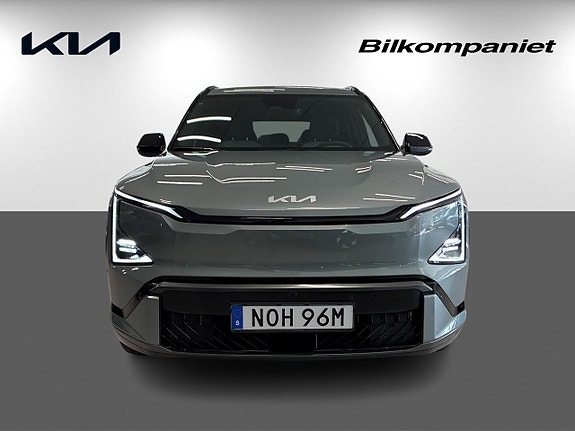 Kia EV5 2 of 5