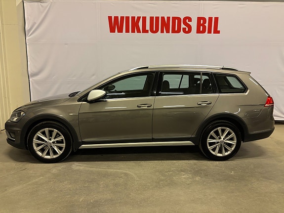 Volkswagen Golf Alltrack 2 of 20
