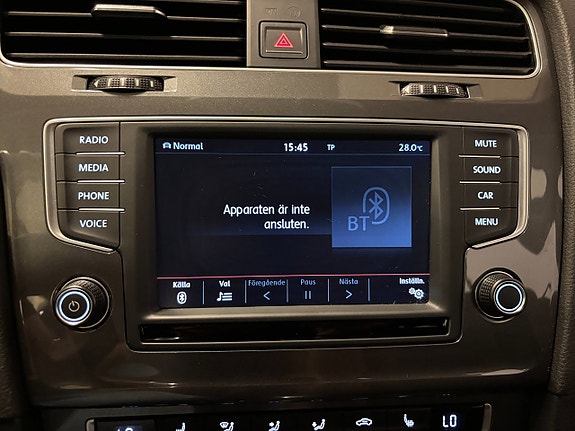 Volkswagen Golf Alltrack 11 of 20