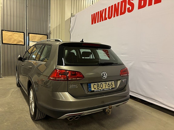 Volkswagen Golf Alltrack 3 of 20