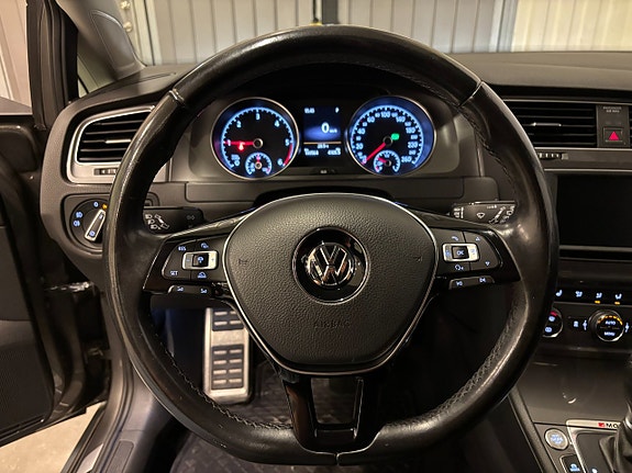 Volkswagen Golf Alltrack 6 of 20