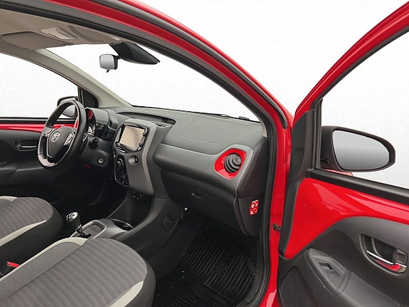 Toyota Aygo 15 of 28