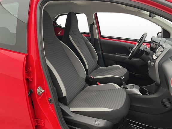 Toyota Aygo 14 of 28