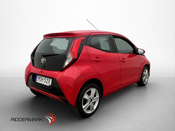 Toyota Aygo 8 of 28