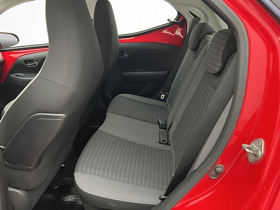 Toyota Aygo 16 of 28