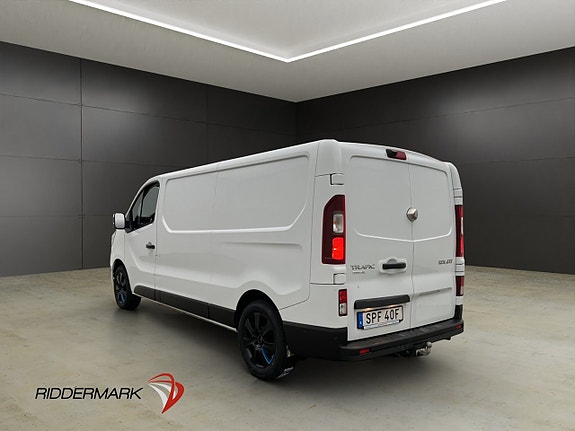 Renault Trafic 7 of 28