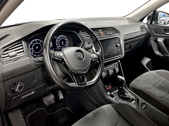 Volkswagen Tiguan Allspace 4 of 19