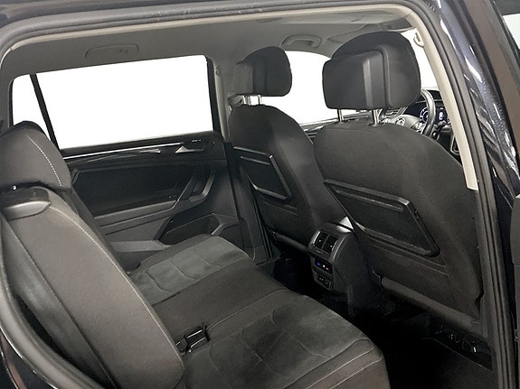 Volkswagen Tiguan Allspace 15 of 19