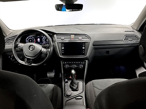 Volkswagen Tiguan Allspace 6 of 19