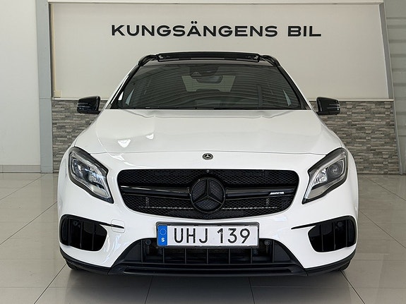 Mercedes-Benz GLA45 5 of 5