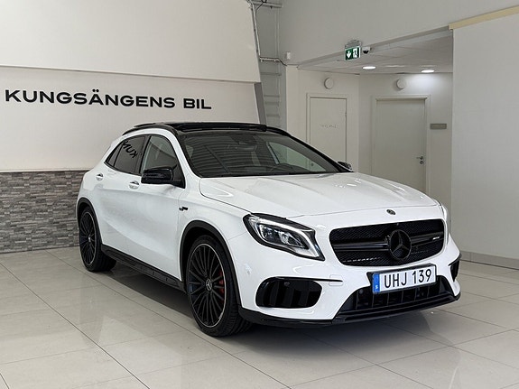 Mercedes-Benz GLA45 7 of 29