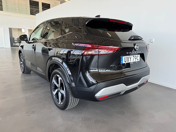 Nissan Qashqai 2 of 5