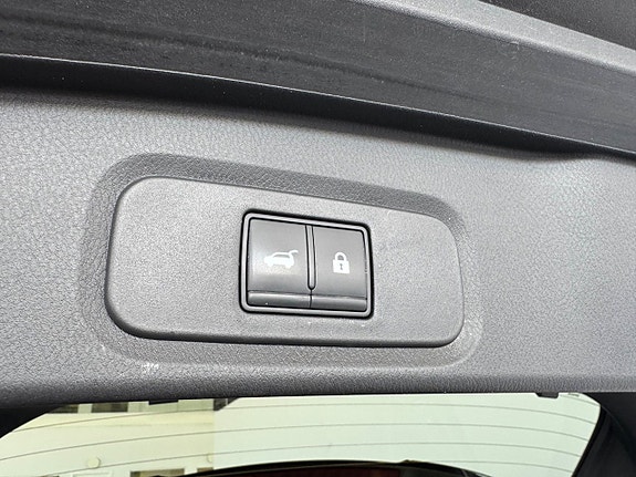 Nissan Qashqai 9 of 12